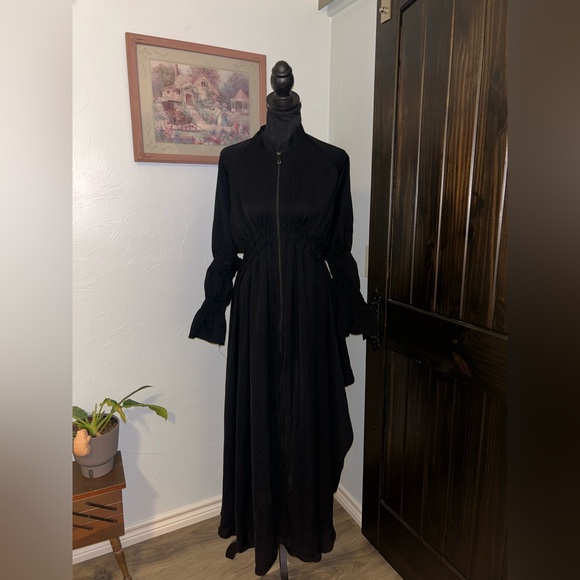 Black zip up tech gear fitted collared maxi dress - Picture 7 of 11